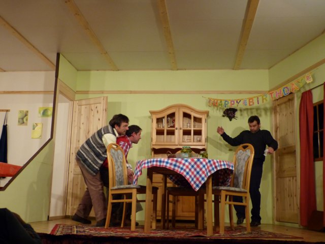 theater_2011068.jpg